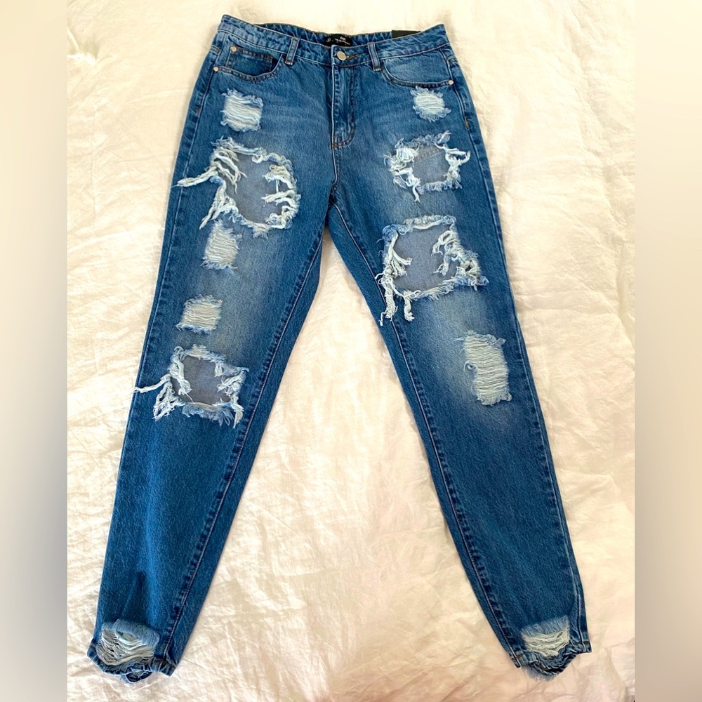 NWT Missguided Riot ripped mom Jean size US 8